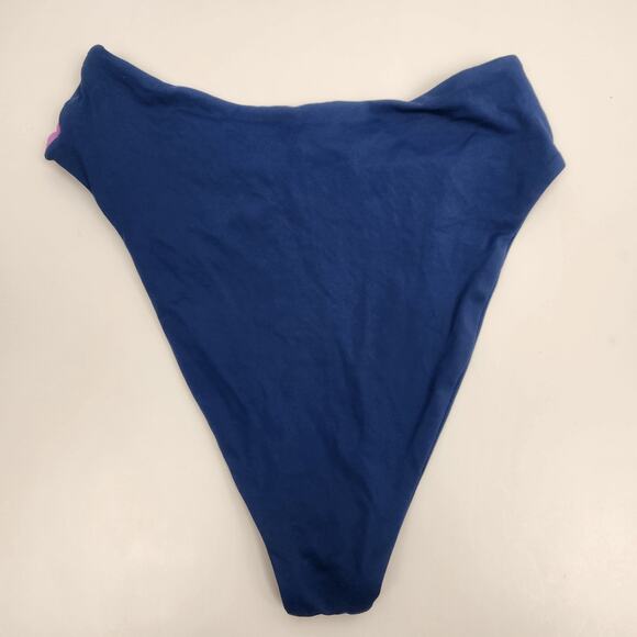 L*Space Nancy Lee Bitsy Bikini Bottom in Indigo Rosebud Size Medium - Picture 3 of 3
